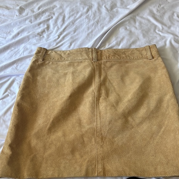 Tan leather skirt, pacific rose - Picture 5 of 5